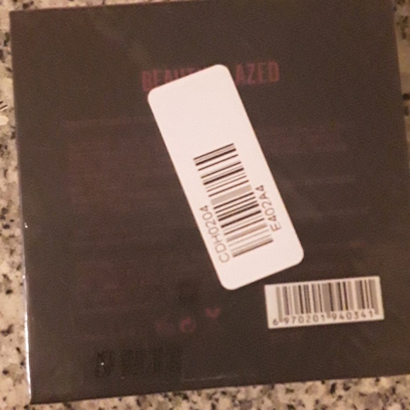 🆕️ 2019 Jupiter Fuchsia Mini Palette - Picture 5 of 6